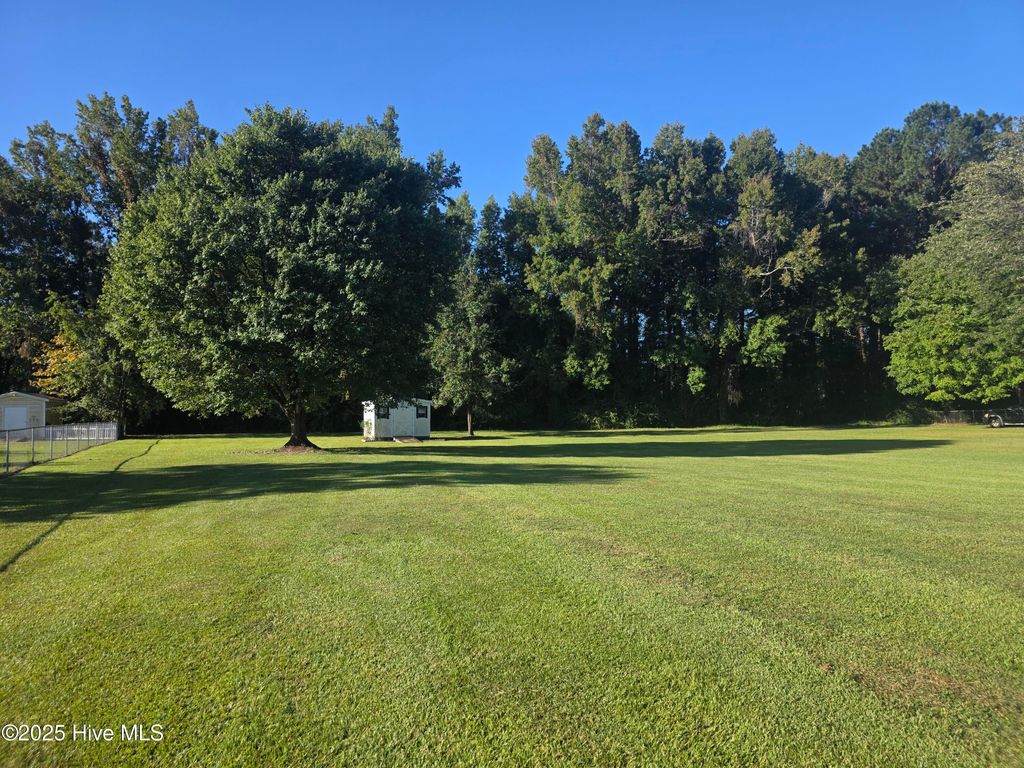 Photo of 311 Forest Oaks Drive, New Bern, NC 28562 (MLS # 100529984)