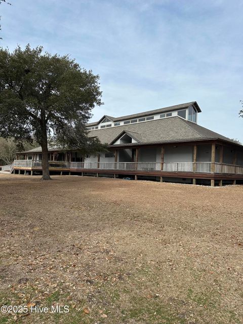 A home in Swansboro