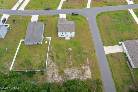 A home in Sneads Ferry