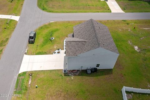 A home in Sneads Ferry