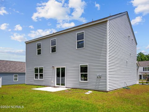 A home in Sneads Ferry