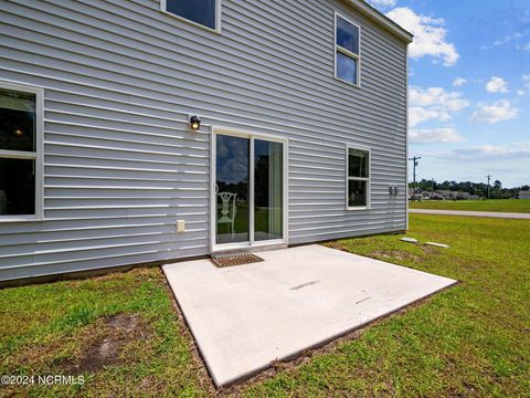 A home in Sneads Ferry