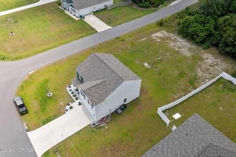 A home in Sneads Ferry