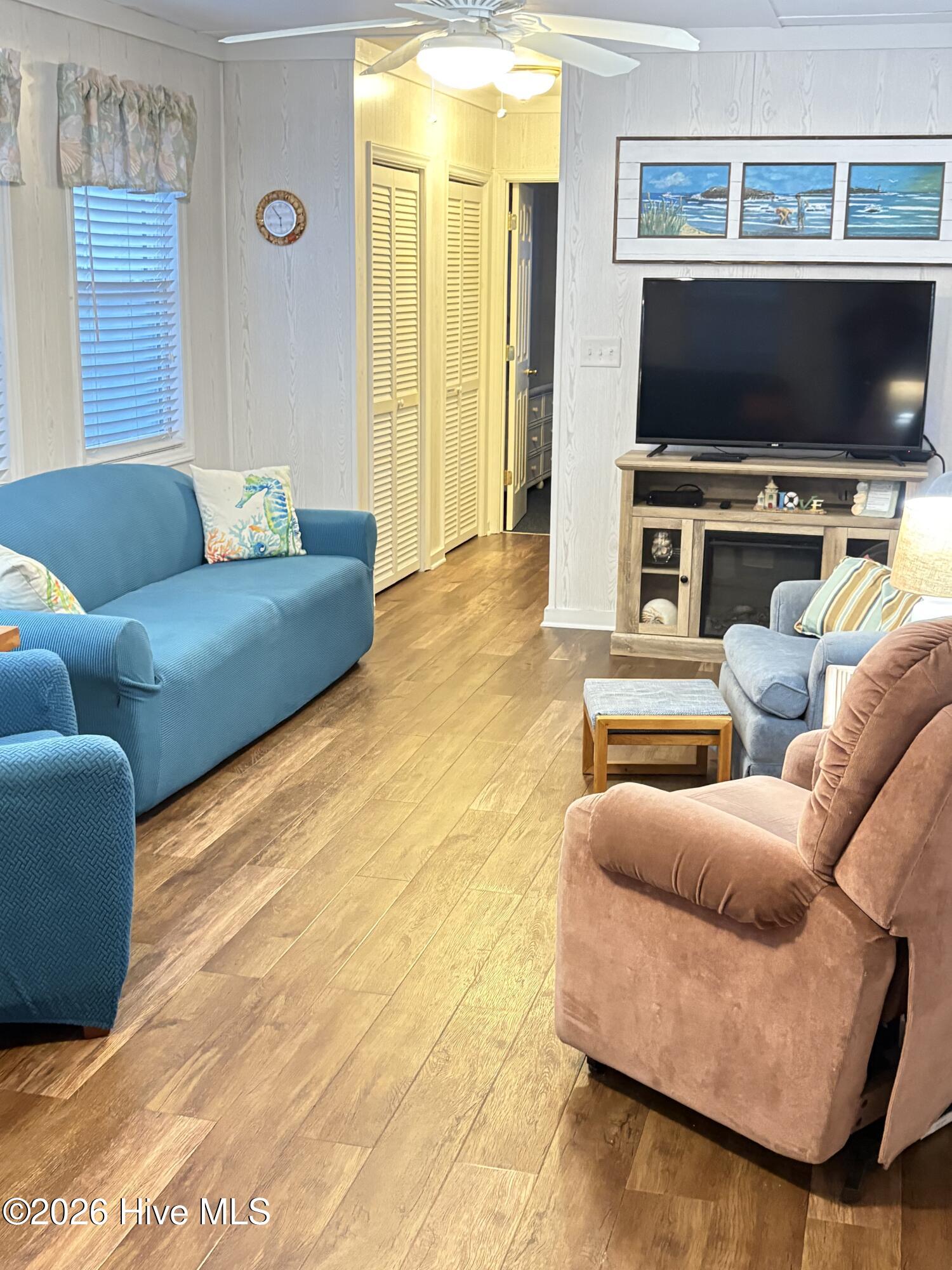 9700 Kings Road Mh 33