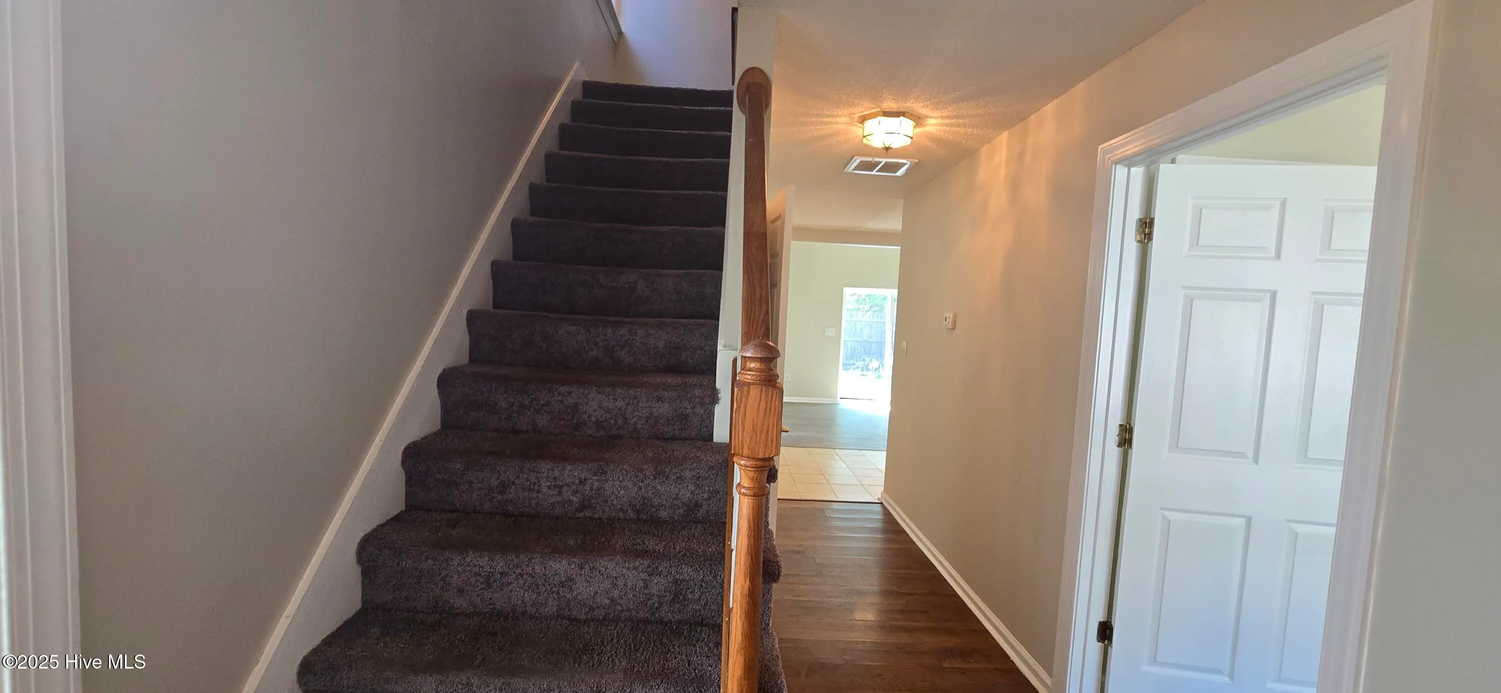 Greenville, North Carolina 27834, United States, 3 Bedrooms Bedrooms, ,3 BathroomsBathrooms,Residential,Active,121954