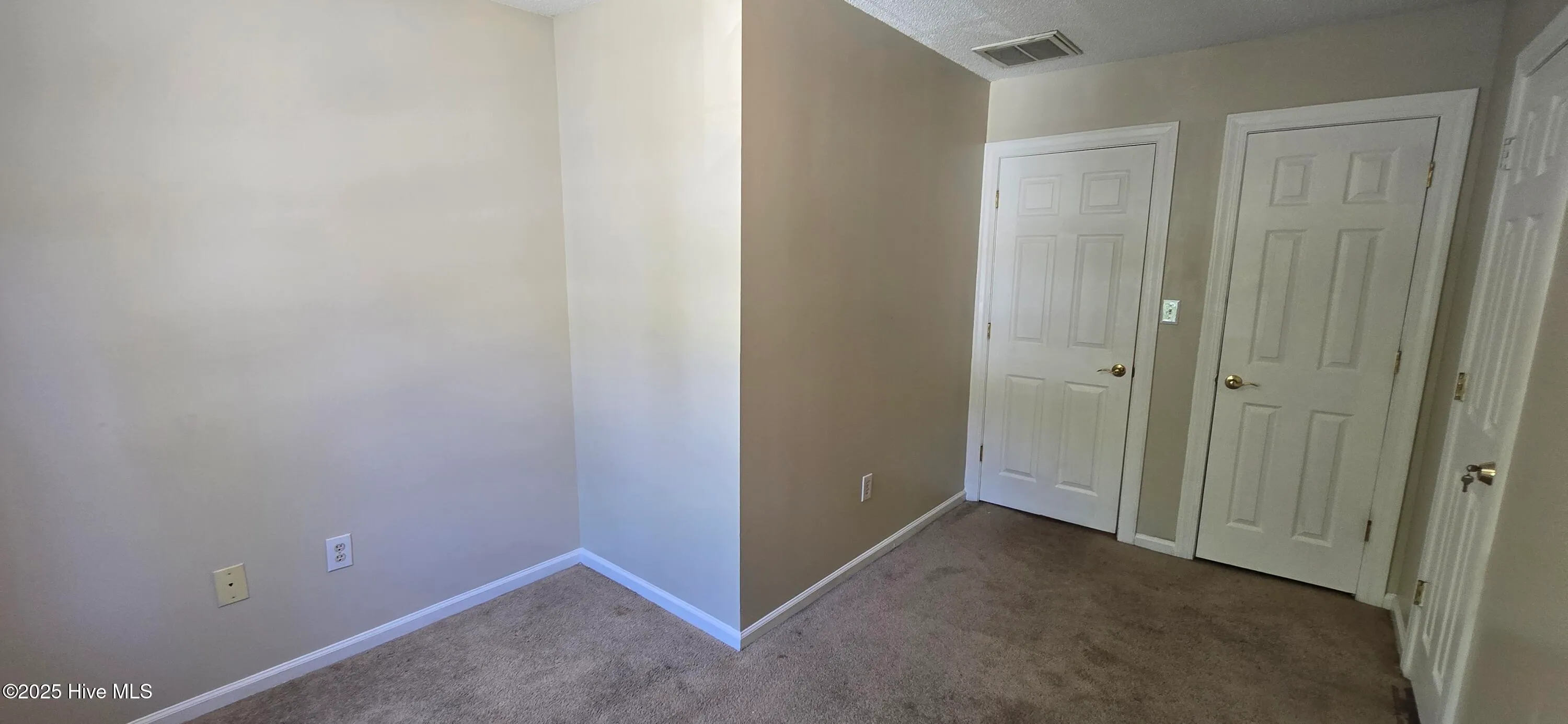 Greenville, North Carolina 27834, United States, 3 Bedrooms Bedrooms, ,3 BathroomsBathrooms,Residential,Active,121954