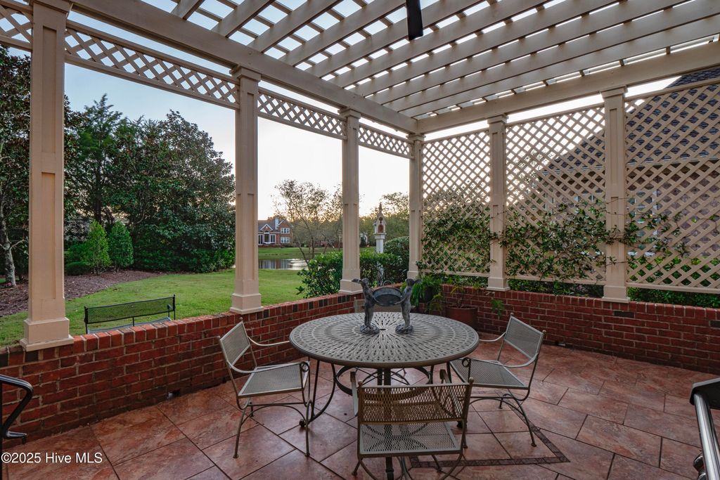 Photo of 2016 Kenilworth Lane, Wilmington, NC 28405 (MLS # 100535642)