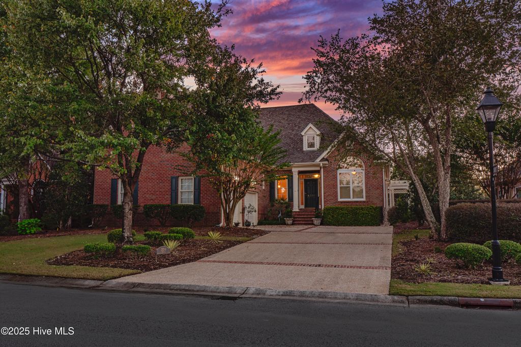 Photo of 2016 Kenilworth Lane, Wilmington, NC 28405 (MLS # 100535642)