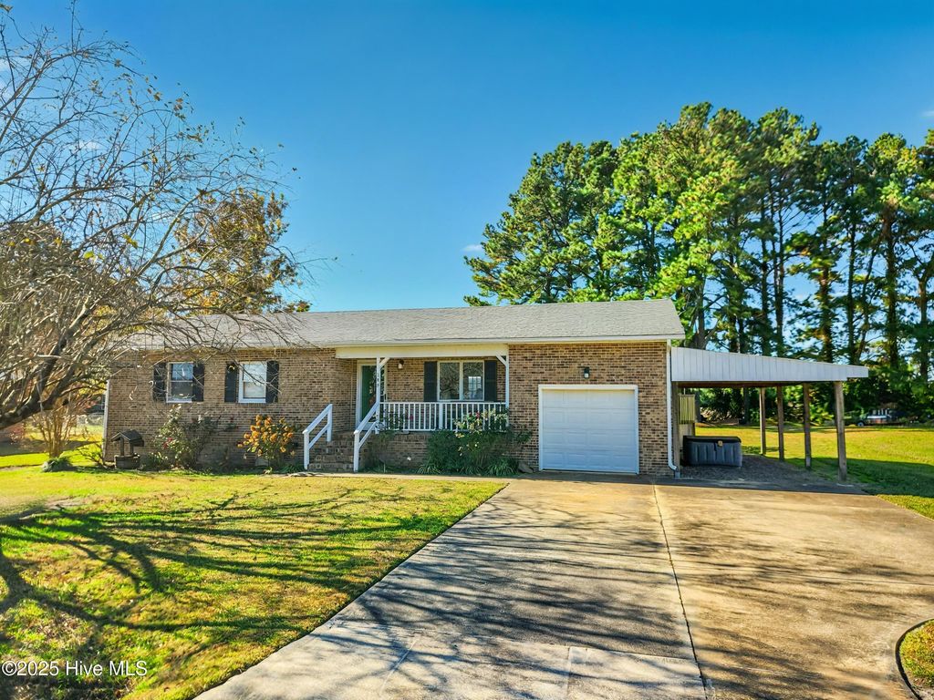 Photo of 108 Sunny Acres Drive, Elizabeth City, NC 27909 (MLS # 100537266)