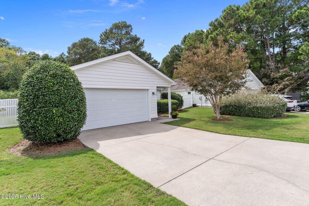 Photo of 5200 Minnesota Drive SE, Southport, NC 28461 (MLS # 100524337)