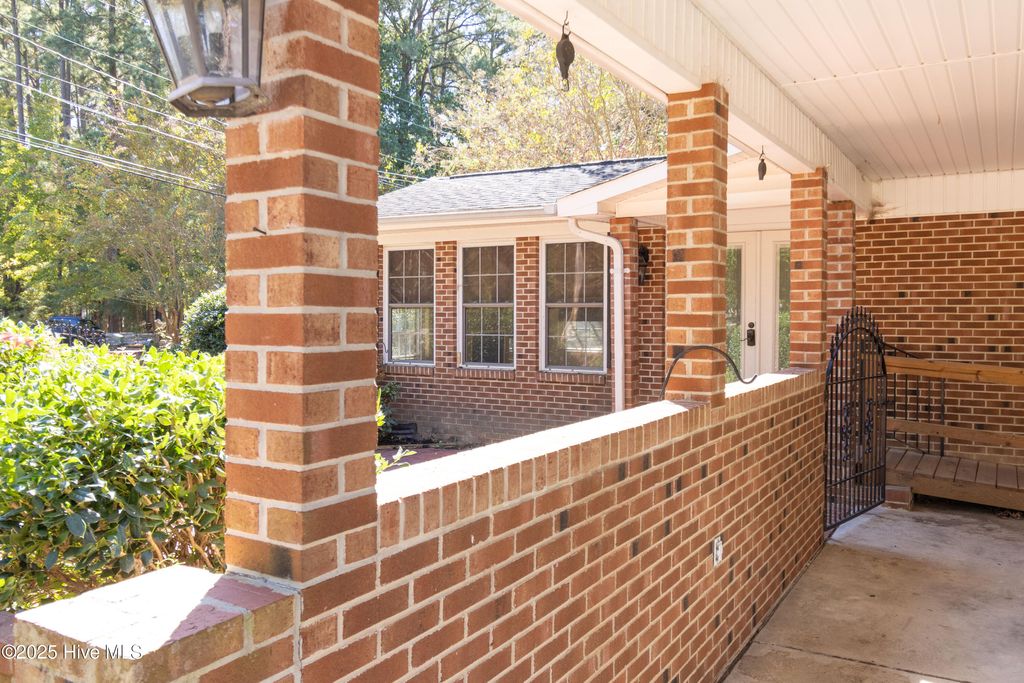 Photo of 503 Henry Street, Windsor, NC 27983 (MLS # 100538357)