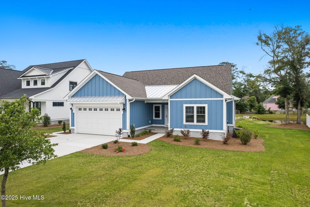 Photo of 457 Raven Glen Drive, Southport, NC 28461 (MLS # 100479579)