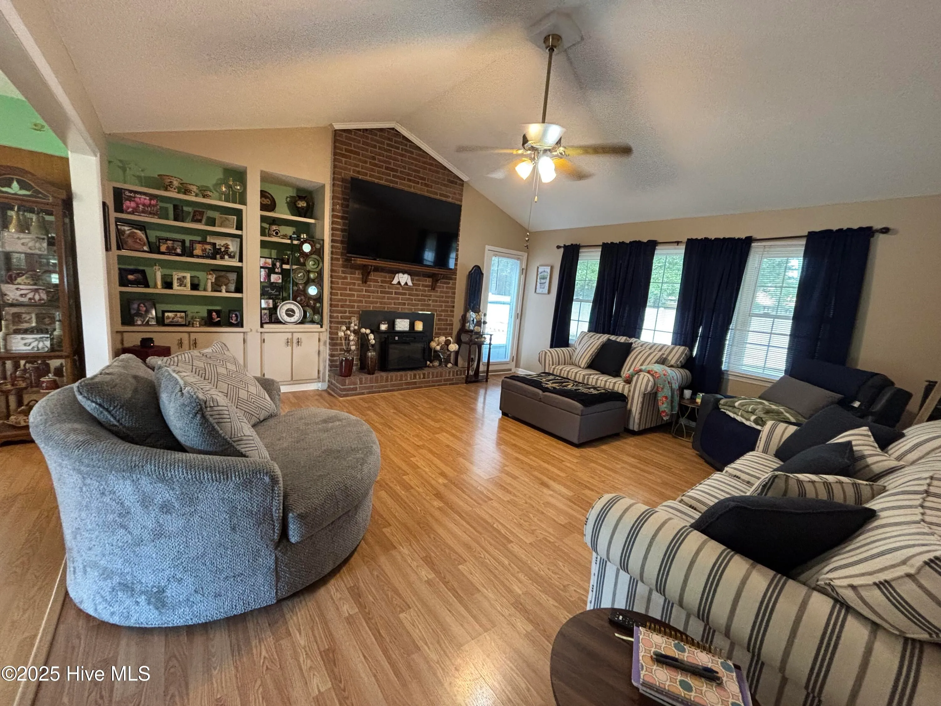 Ocean Isle Beach, North Carolina 28469, United States, 3 Bedrooms Bedrooms, ,2 BathroomsBathrooms,Residential,Pending,183143