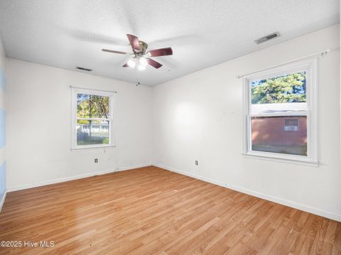 Tiny photo for 514 E Springhill Terrace, Jacksonville, NC 28546 (MLS # 100540121)