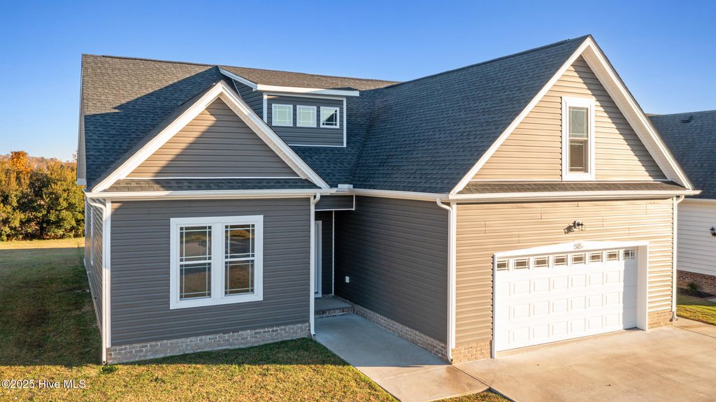 Photo of 515 Millbrooke Circle, Elizabeth City, NC 27909 (MLS # 100542939)