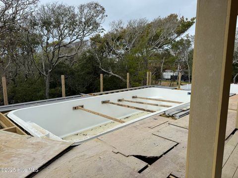 A home in Oak Island