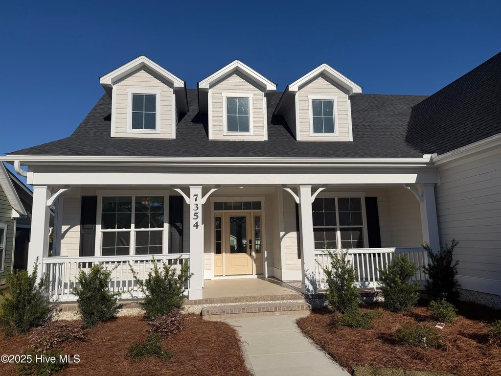 Photo of 7354 Foxbriar Drive, Leland, NC 28451 (MLS # 100518580)