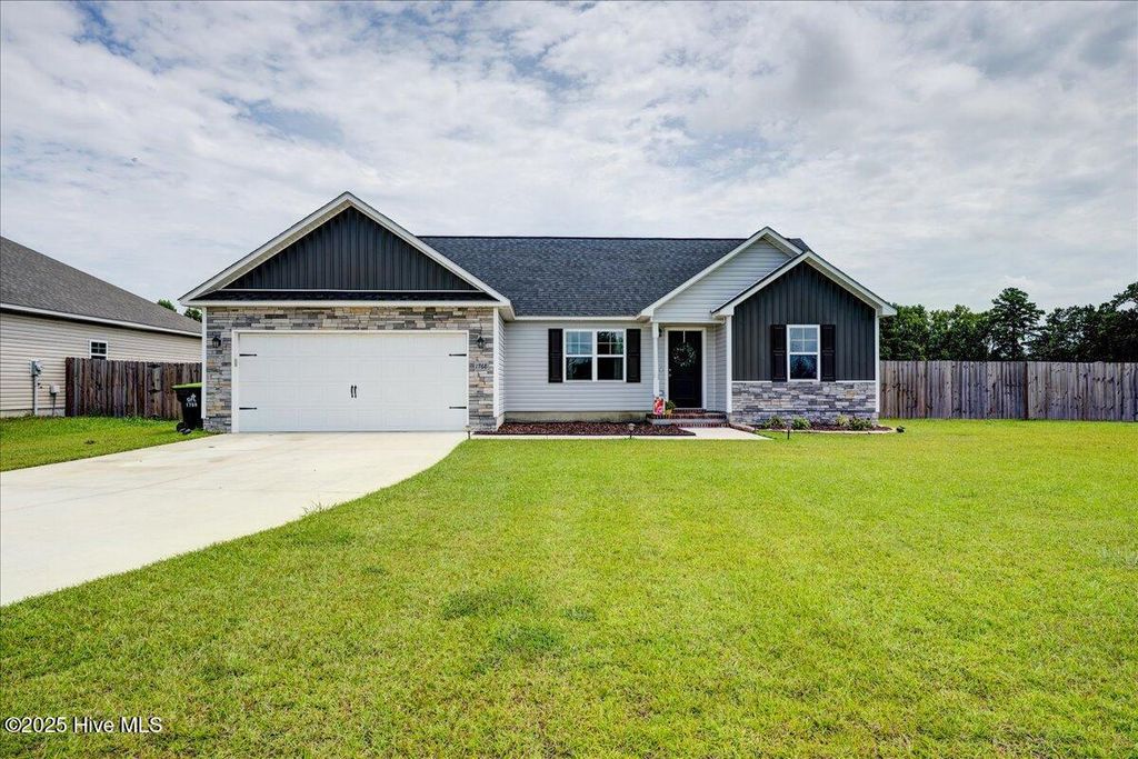 Photo of 1768 Riggs Road, Maysville, NC 28555 (MLS # 100522835)