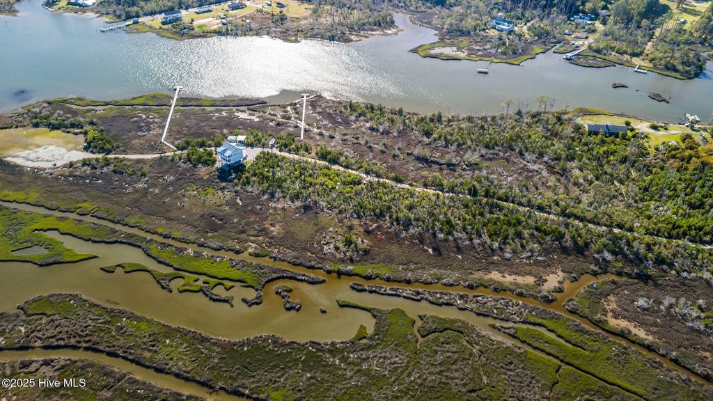 Photo of 170 Pasture Point Lane, Smyrna, NC 28579 (MLS # 100539918)