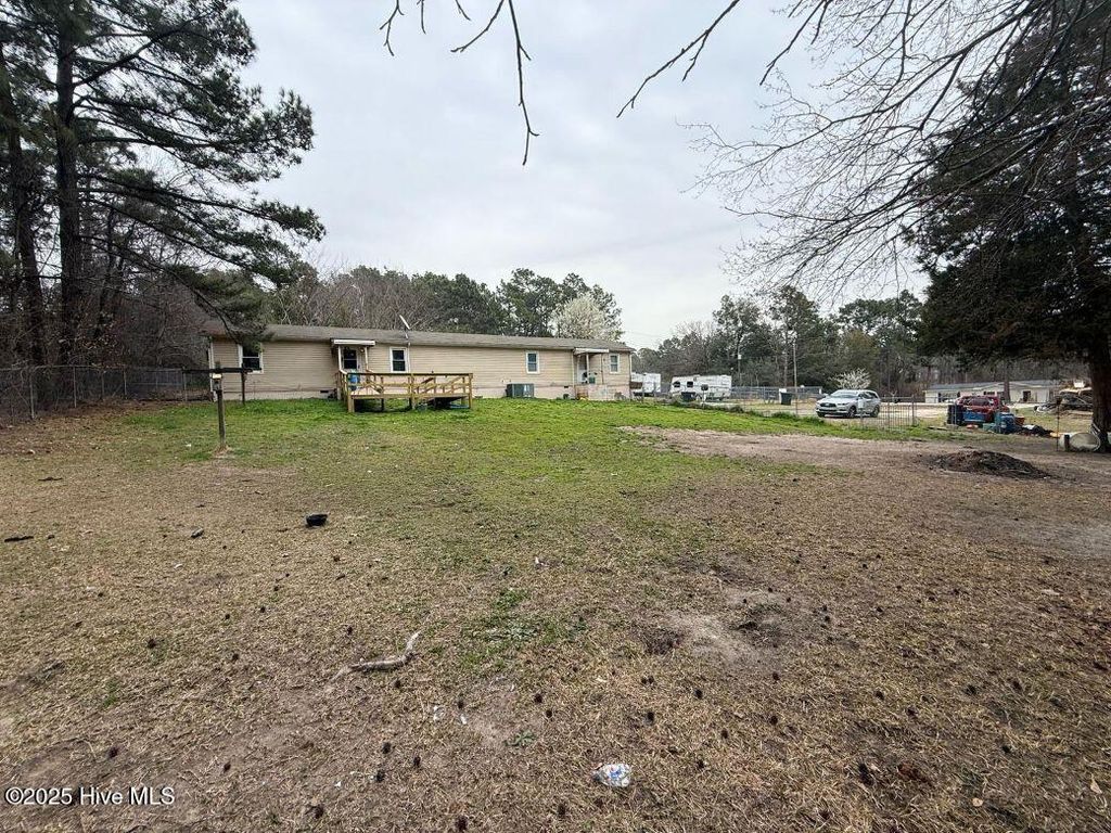 listing image 0