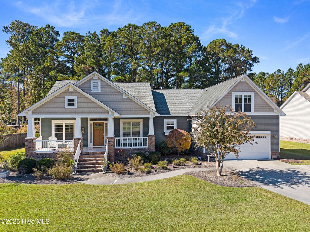 Photo of 216 Easterly Drive, New Bern, NC 28560 (MLS # 100539892)