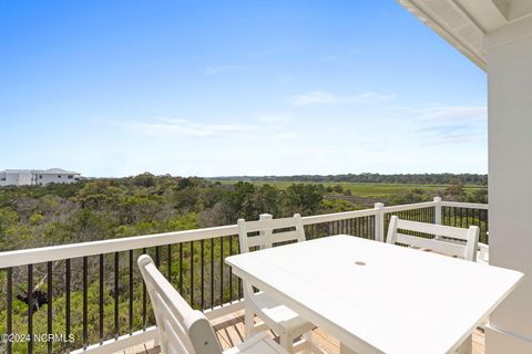 A home in Ocean Isle Beach