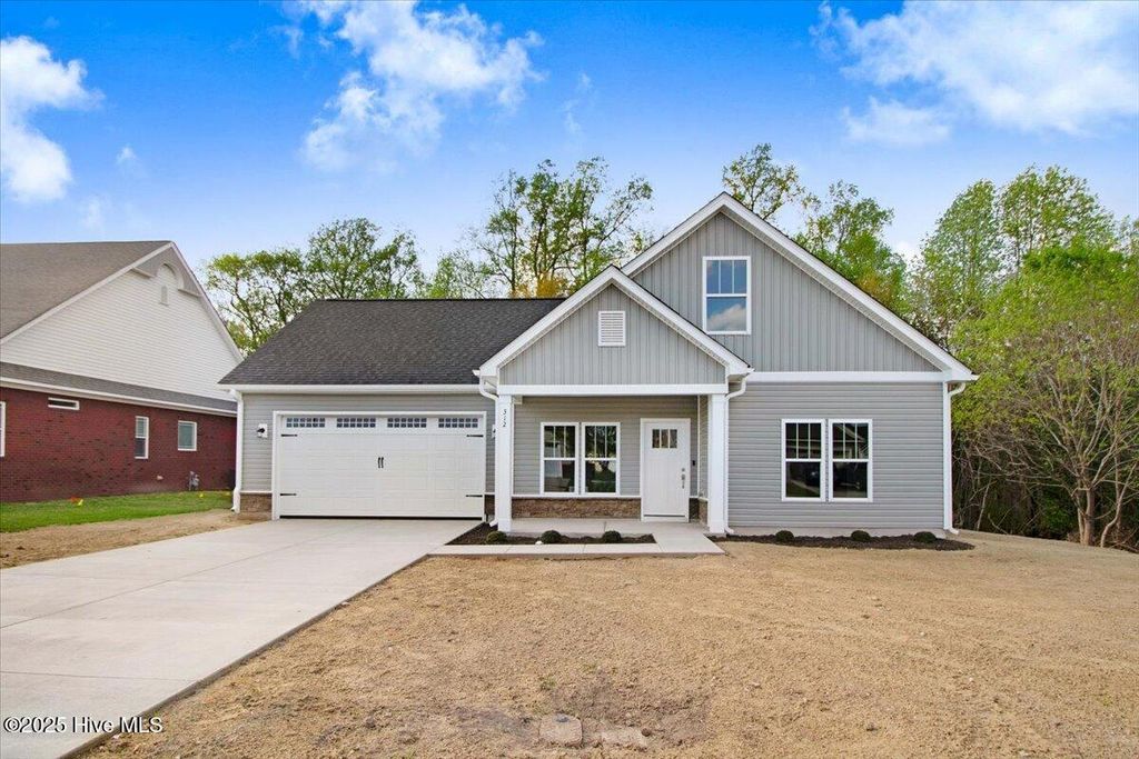 Photo of 312 Kingston Circle, Goldsboro, NC 27530 (MLS # 100543035)