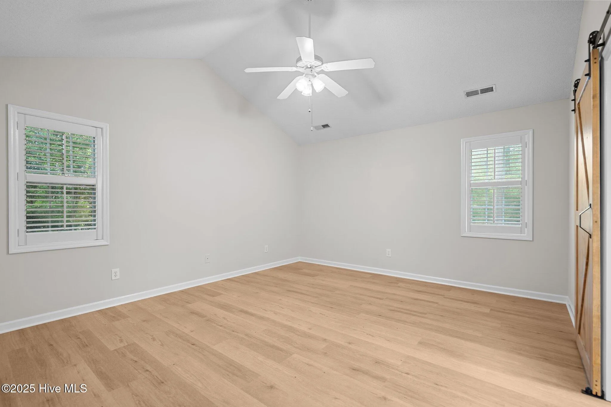 Wilmington, North Carolina 28409, United States, 4 Bedrooms Bedrooms, ,3 BathroomsBathrooms,Residential,Active,133576