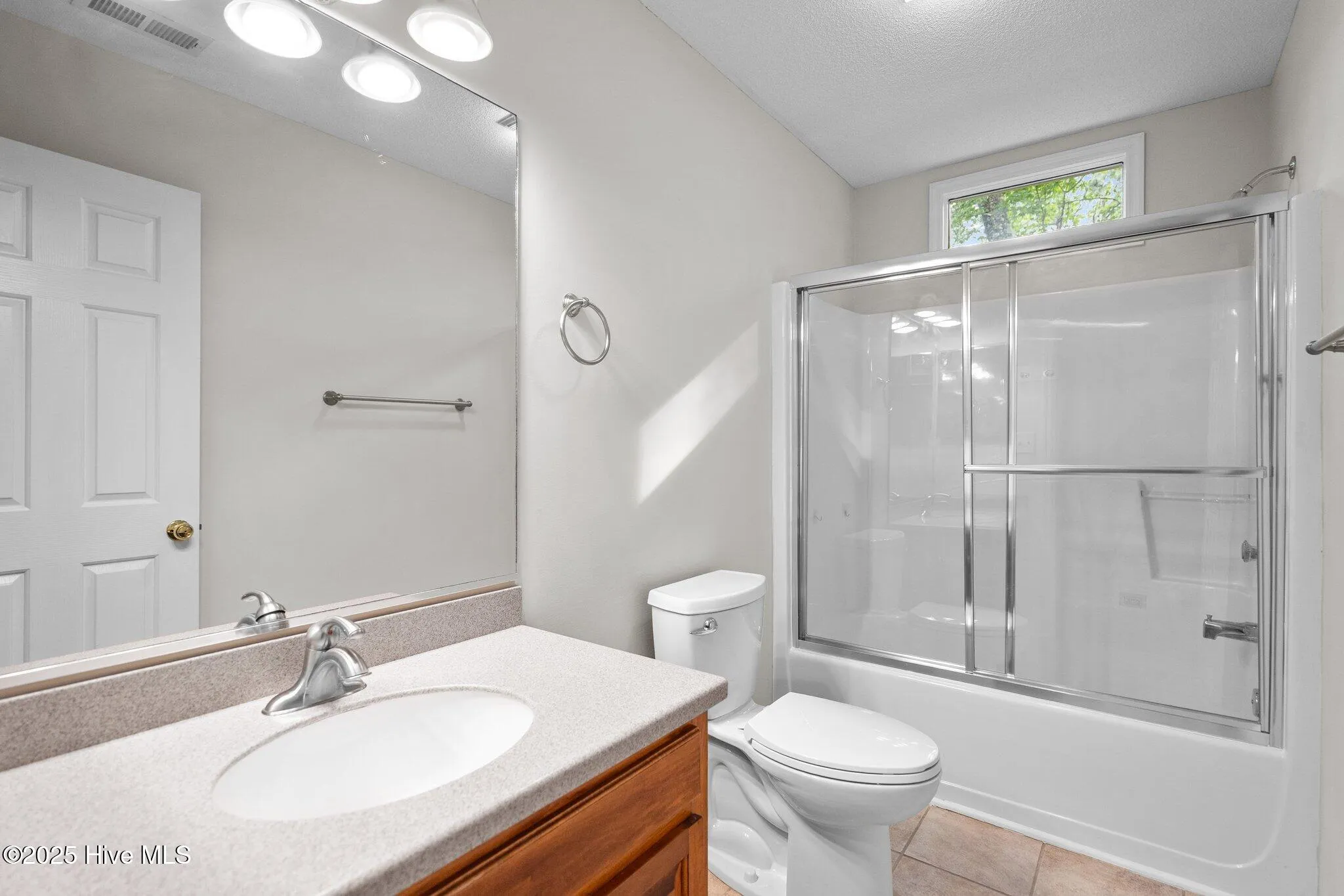 Wilmington, North Carolina 28409, United States, 4 Bedrooms Bedrooms, ,3 BathroomsBathrooms,Residential,Active,133576