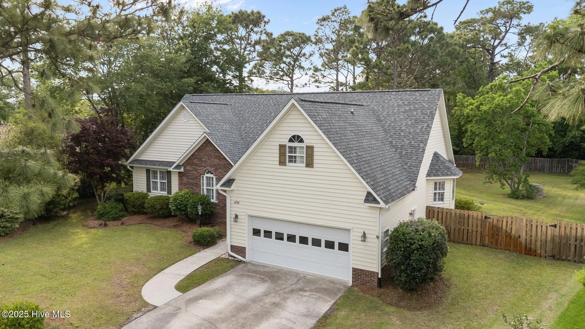 Wilmington, North Carolina 28409, United States, 4 Bedrooms Bedrooms, ,3 BathroomsBathrooms,Residential,Active,133576