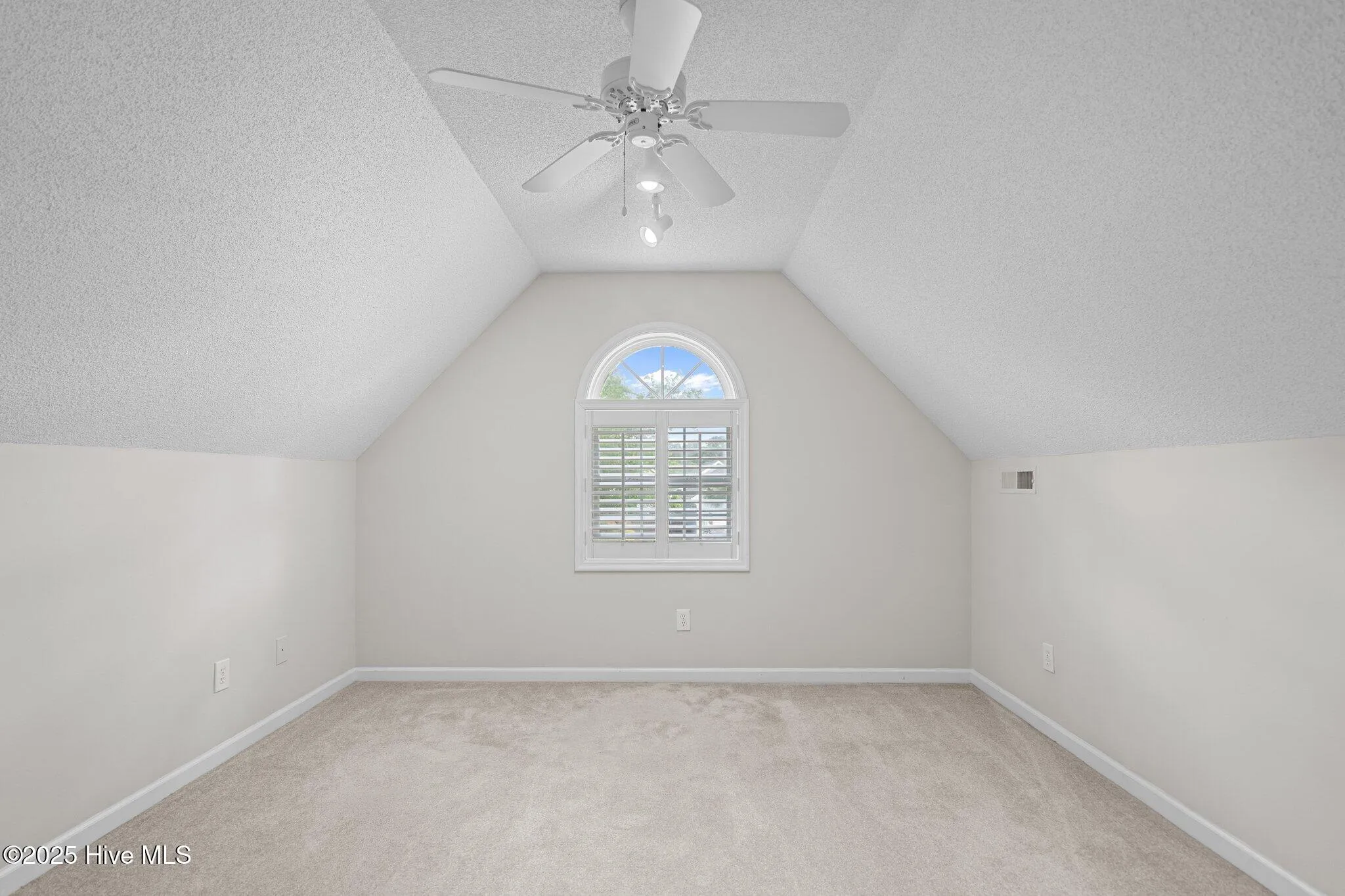 Wilmington, North Carolina 28409, United States, 4 Bedrooms Bedrooms, ,3 BathroomsBathrooms,Residential,Active,133576