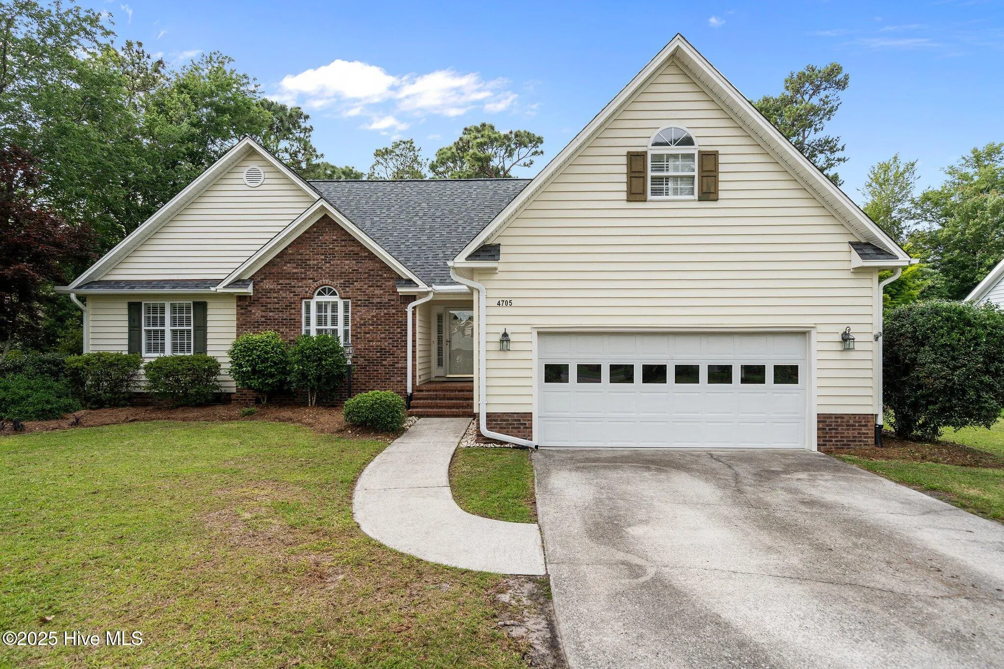 Wilmington, North Carolina 28409, United States, 4 Bedrooms Bedrooms, ,3 BathroomsBathrooms,Residential,Active,133576