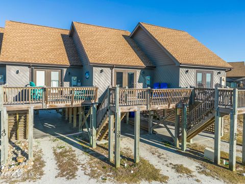 A home in North Topsail Beach