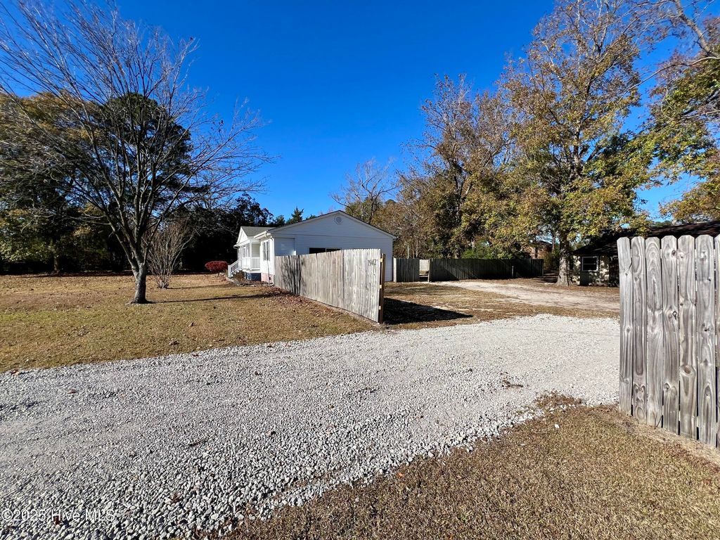 Photo of 1942 Nc 33, Chocowinity, NC 27817 (MLS # 100542733)