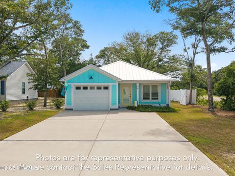 Photo of 1200 N Caswell Avenue, Southport, NC 28461 (MLS # 100527921)