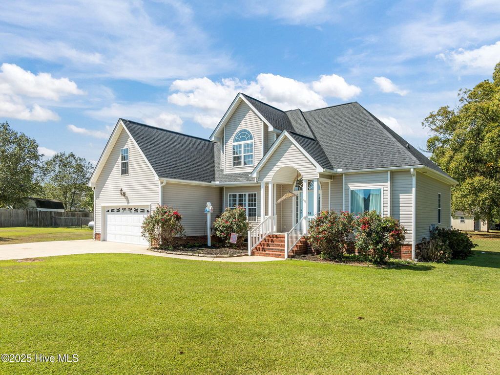 Photo of 804 Glen Abbey Drive, Greenville, NC 27858 (MLS # 100533208)