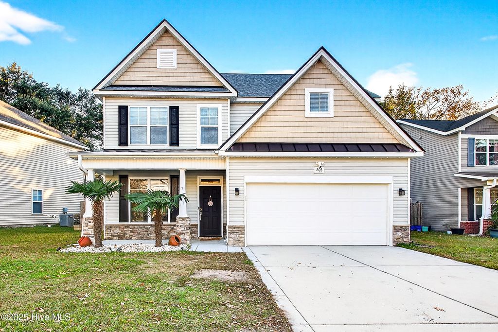 Photo of 205 Peggys Trace, Sneads Ferry, NC 28460 (MLS # 100541527)