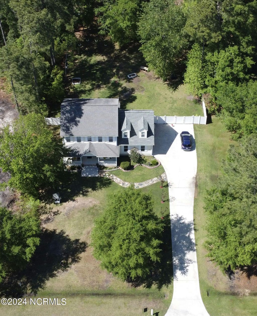 Photo of 117 Longwood Drive, Stella, NC 28582 (MLS # 100523961)