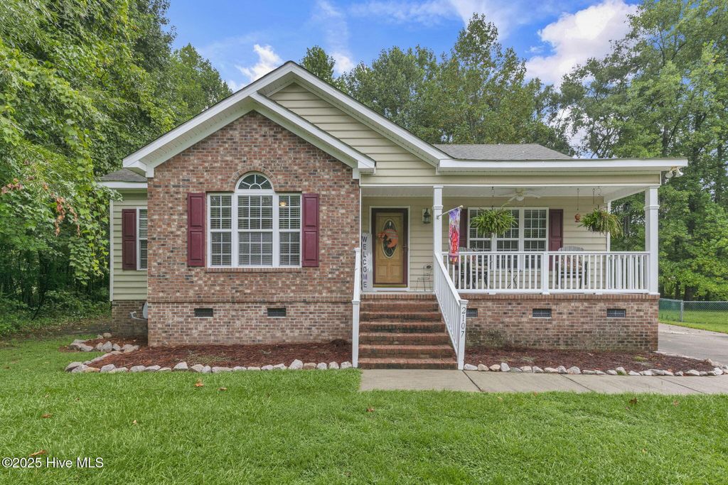 Photo of 2107 Dayton Drive S, Wilson, NC 27893 (MLS # 100524926)