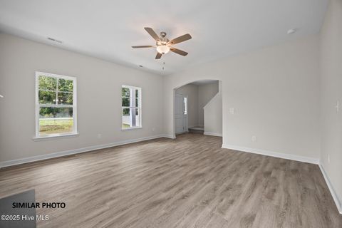 Tiny photo for 318 Purple Rain Court, Richlands, NC 28574 (MLS # 100542932)