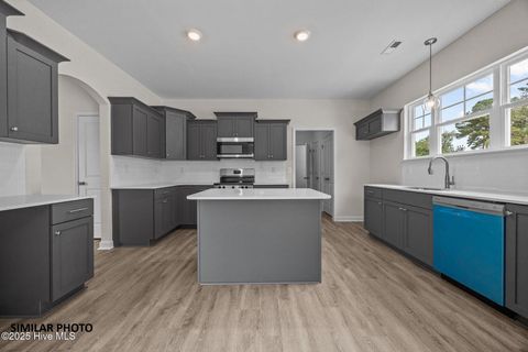 Tiny photo for 318 Purple Rain Court, Richlands, NC 28574 (MLS # 100542932)