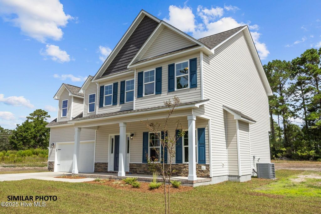 Photo of 318 Purple Rain Court, Richlands, NC 28574 (MLS # 100542932)