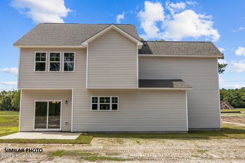 Tiny photo for 318 Purple Rain Court, Richlands, NC 28574 (MLS # 100542932)