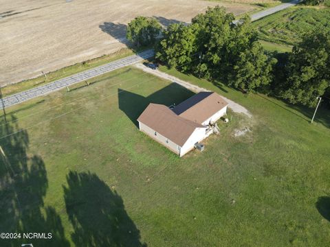 A home in Laurinburg