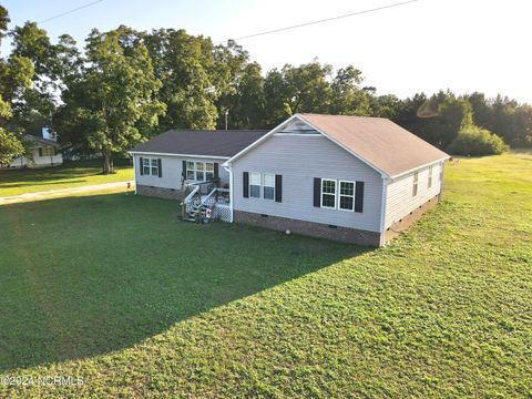 A home in Laurinburg