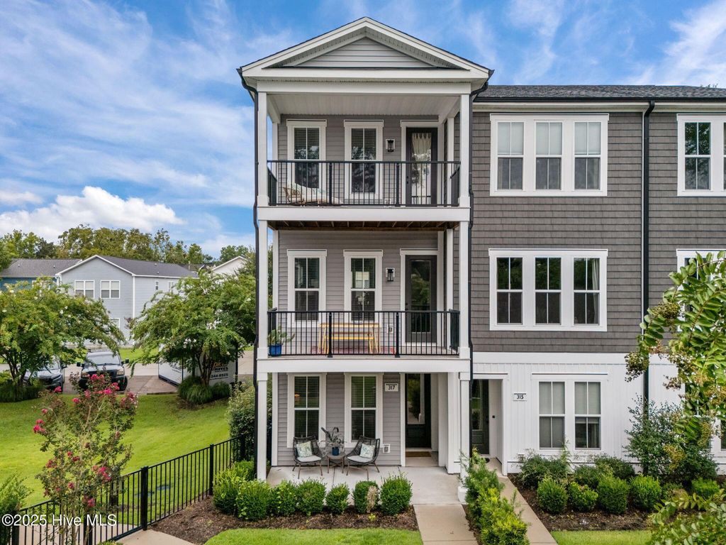 Photo of 317 Hendrix Lane, Wilmington, NC 28401 (MLS # 100522758)