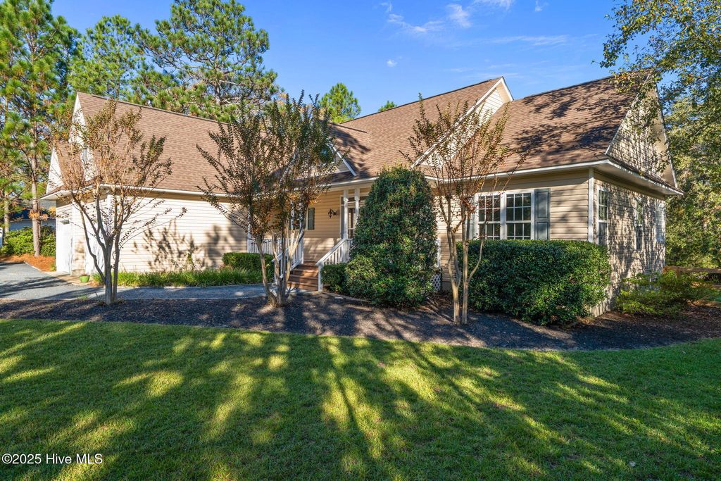 Photo of 237 Bellhaven Drive, Whispering Pines, NC 28327 (MLS # 100537711)