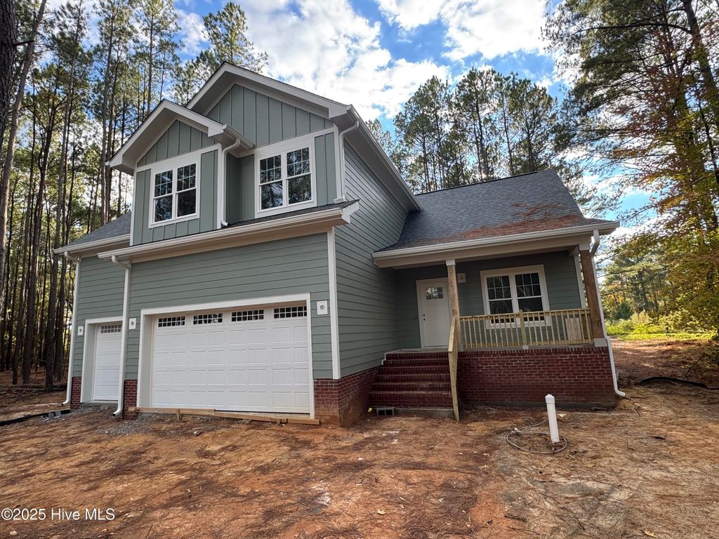 Photo of 846 Thrush Drive, Vass, NC 28394 (MLS # 100522976)