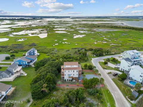 A home in North Topsail Beach