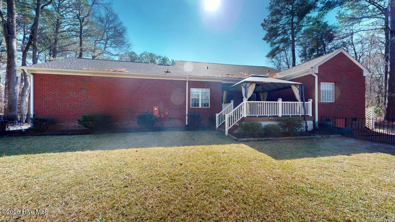 Goldsboro, North Carolina 27534, United States, 3 Bedrooms Bedrooms, ,2 BathroomsBathrooms,Residential,Pending,4153